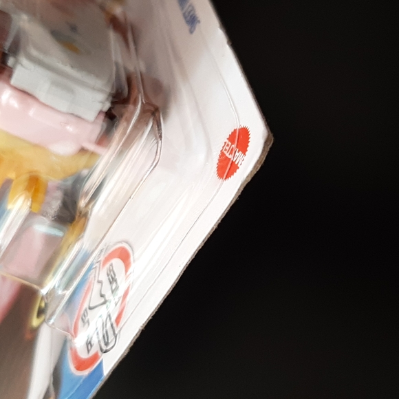 Hot Wheels Sweet Driver 2022 Fast Foodie Cupcake Car Cake Toppers - Picture 7 of 9